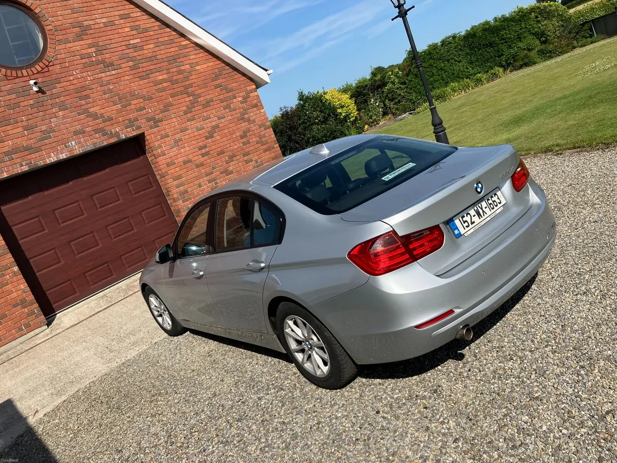 BMW 3-Series 2015 - Image 3
