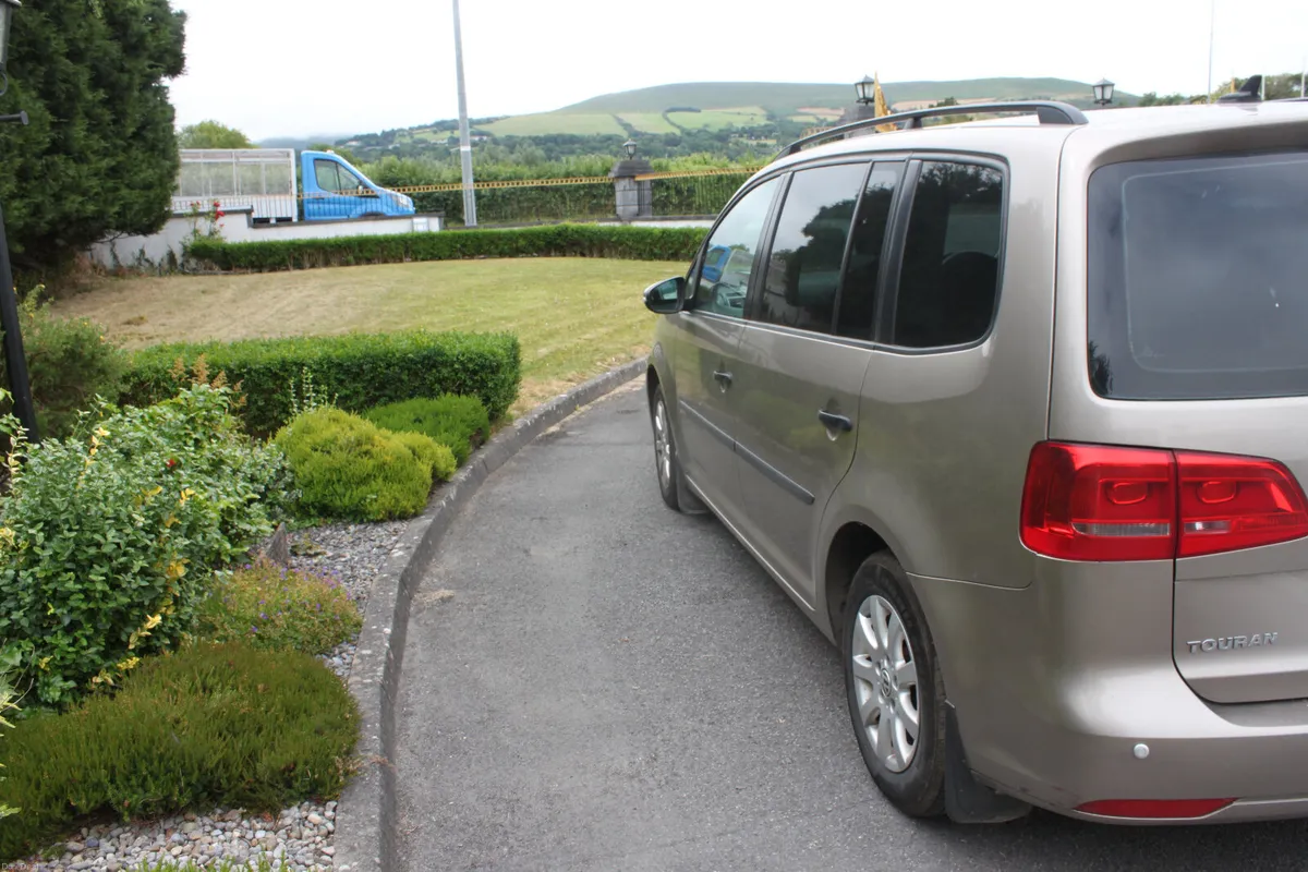 Volkswagen Touran 1.6 TDI  7 Seater 2013 - Image 4