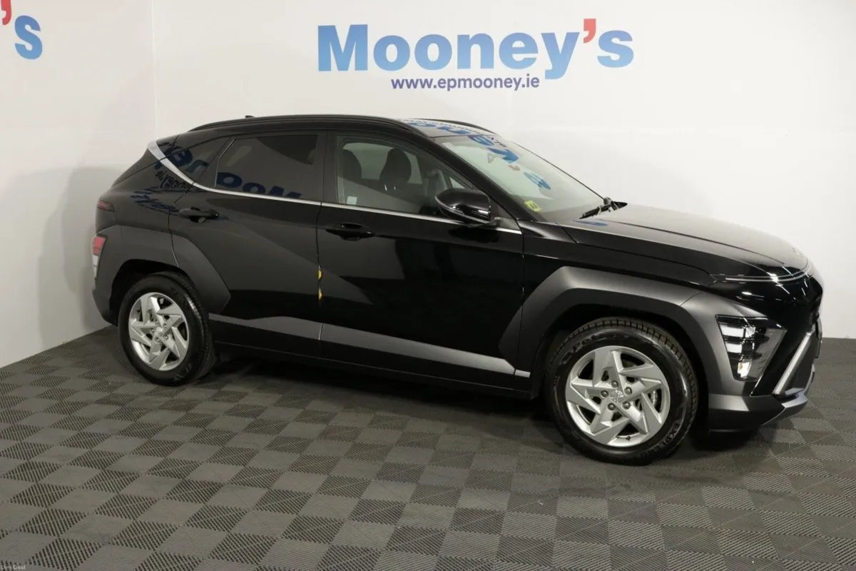 Hyundai KONA ELEGANCE 1.0L PETROL COMPACT SUV - Image 3