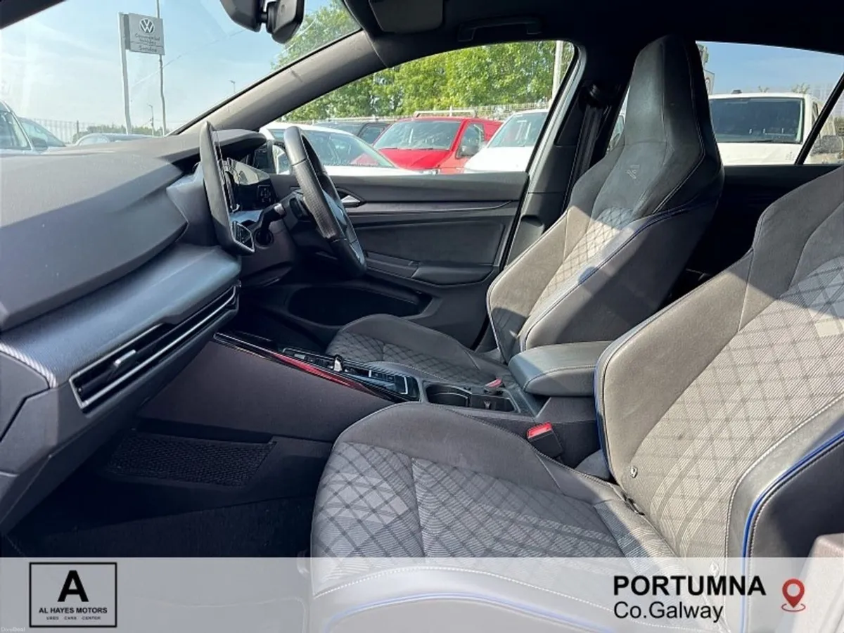Volkswagen Golf AUTOMATIC R-LINE 2.0 TDI 150HP - Image 4