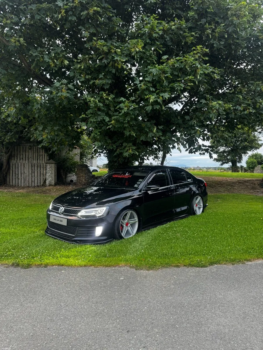 Volkswagen Jetta 1.6tdi 155bhp - Image 1