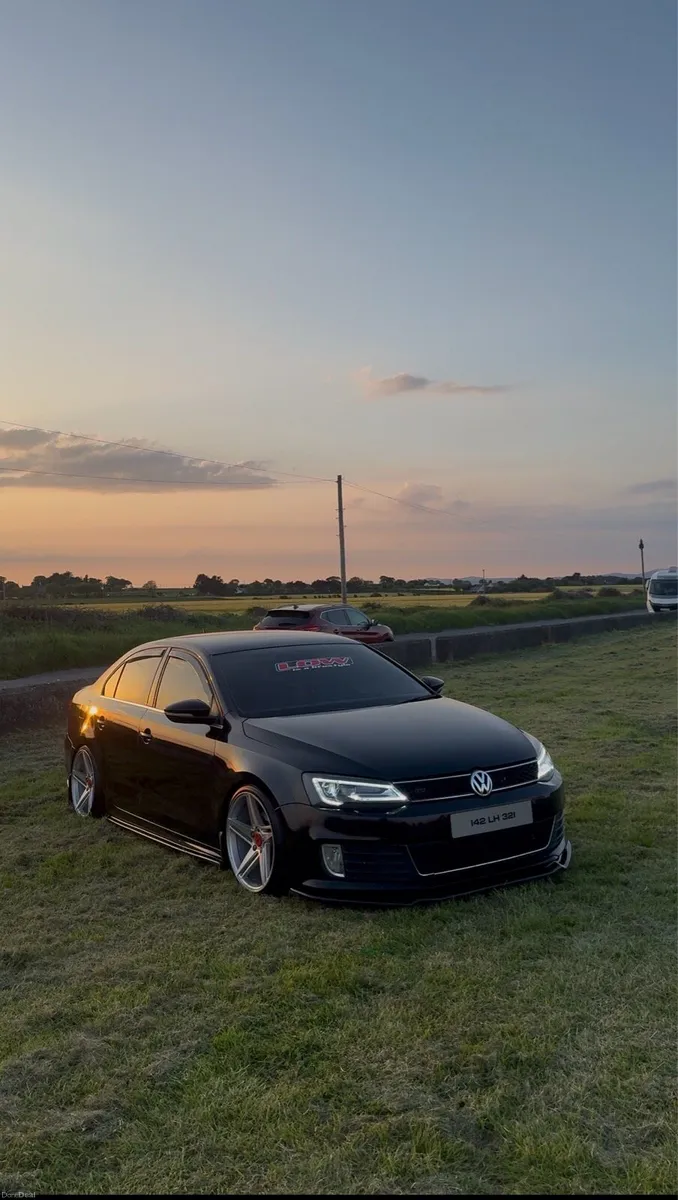 Volkswagen Jetta 1.6tdi 155bhp - Image 3