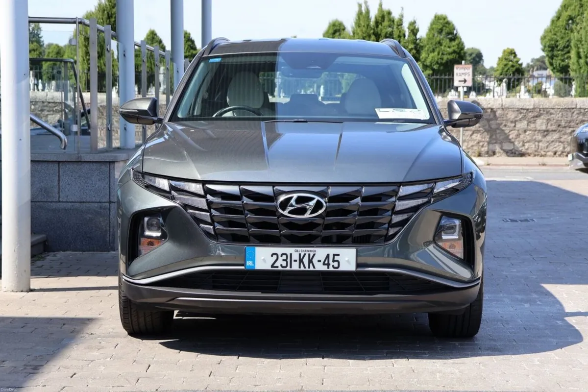 Hyundai Tucson 2WD Executive - Image 4