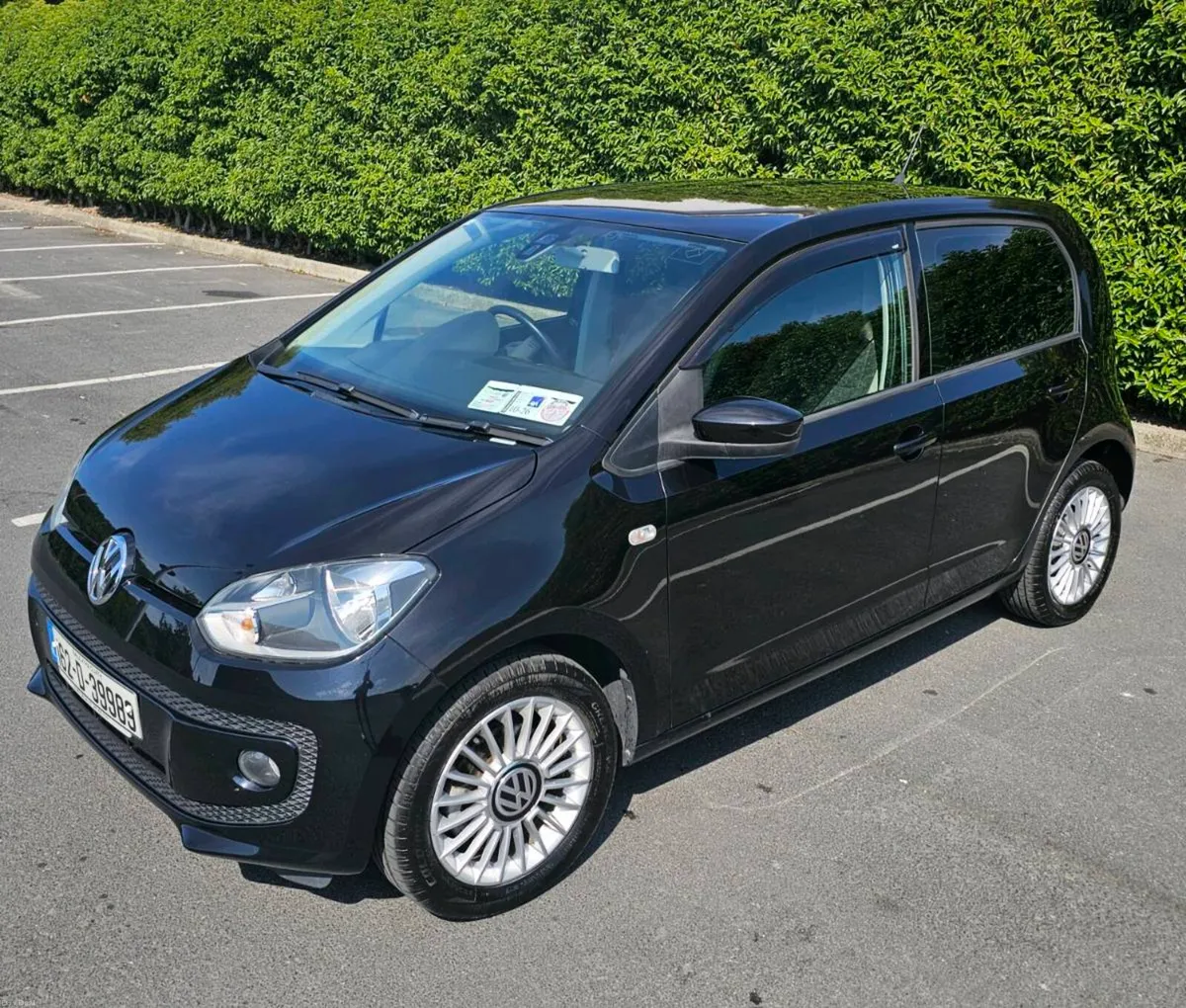 VW UP! 2016 ☆ AUTOMATIC ☆ 106000 KM ☆ - Image 5