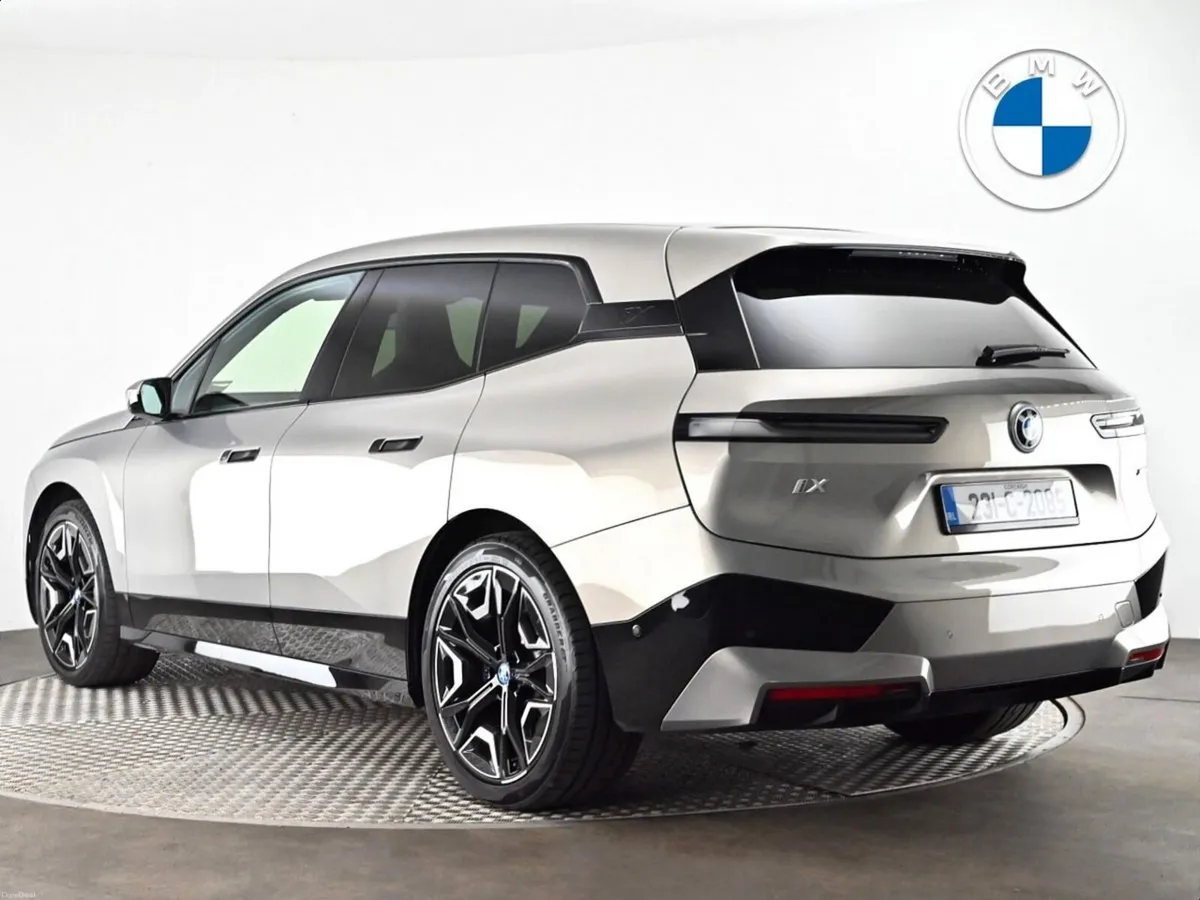BMW iX xDrive40 M Sport Edition - Image 2