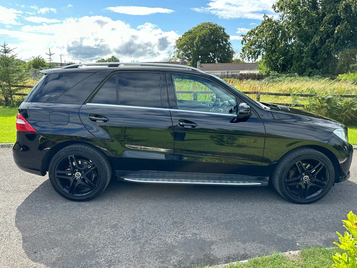 Mercedes-Benz ML 350 Sport Bluetec 4matic - Image 4