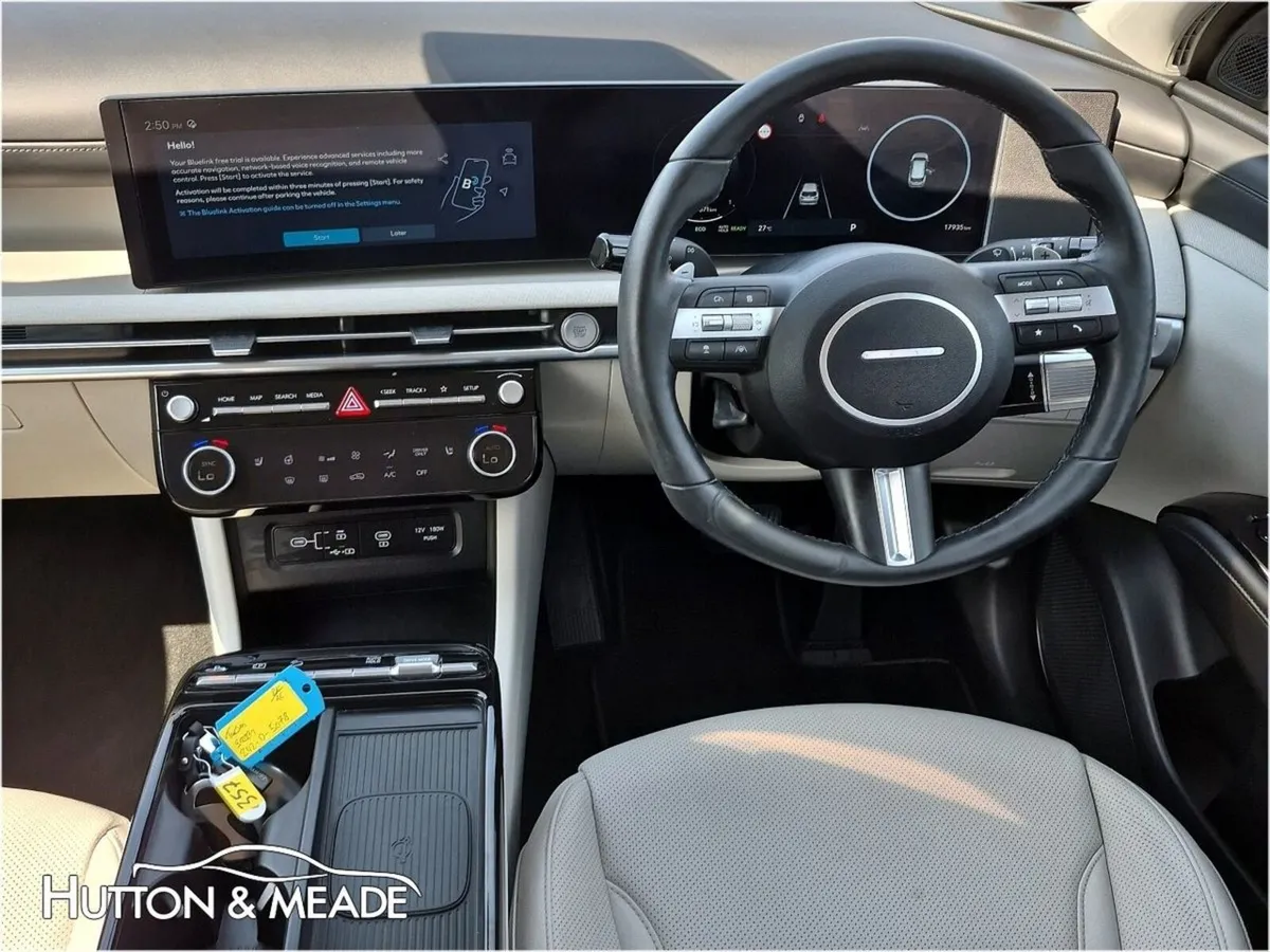 Hyundai Tucson Executive Plus HEV 1.6 Petrol 5dr - Image 4