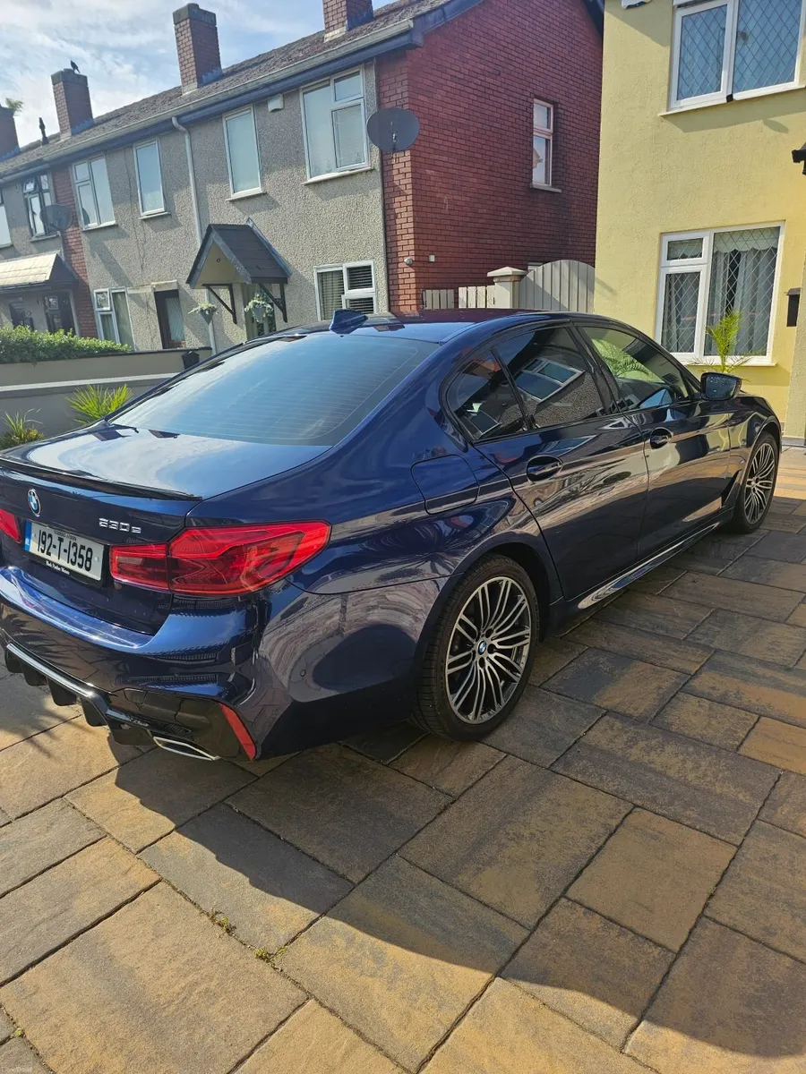 BMW 5-Series 2019 - Image 4