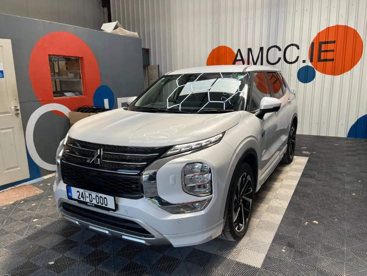 Mitsubishi Outlander 2024 MITSIBISHI OUTLANDER PHE - Image 5