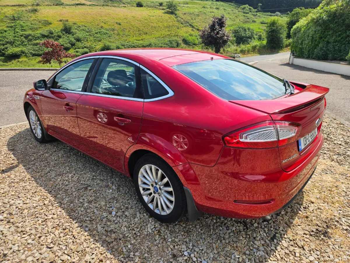 Ford Mondeo TITANIUM 1.6 TDCI 115PS M6 4DR - Image 5