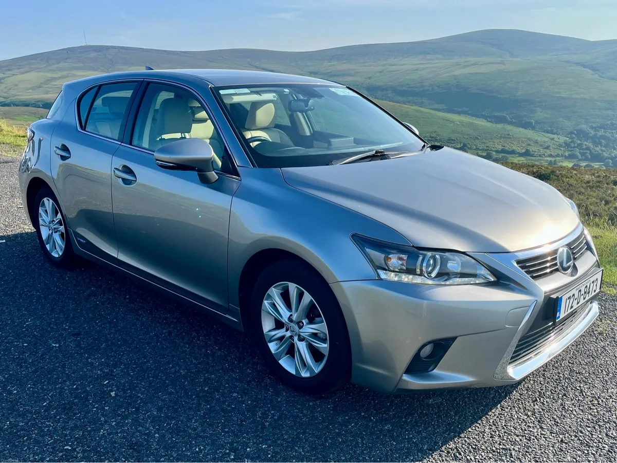 Lexus CT200h - Image 3