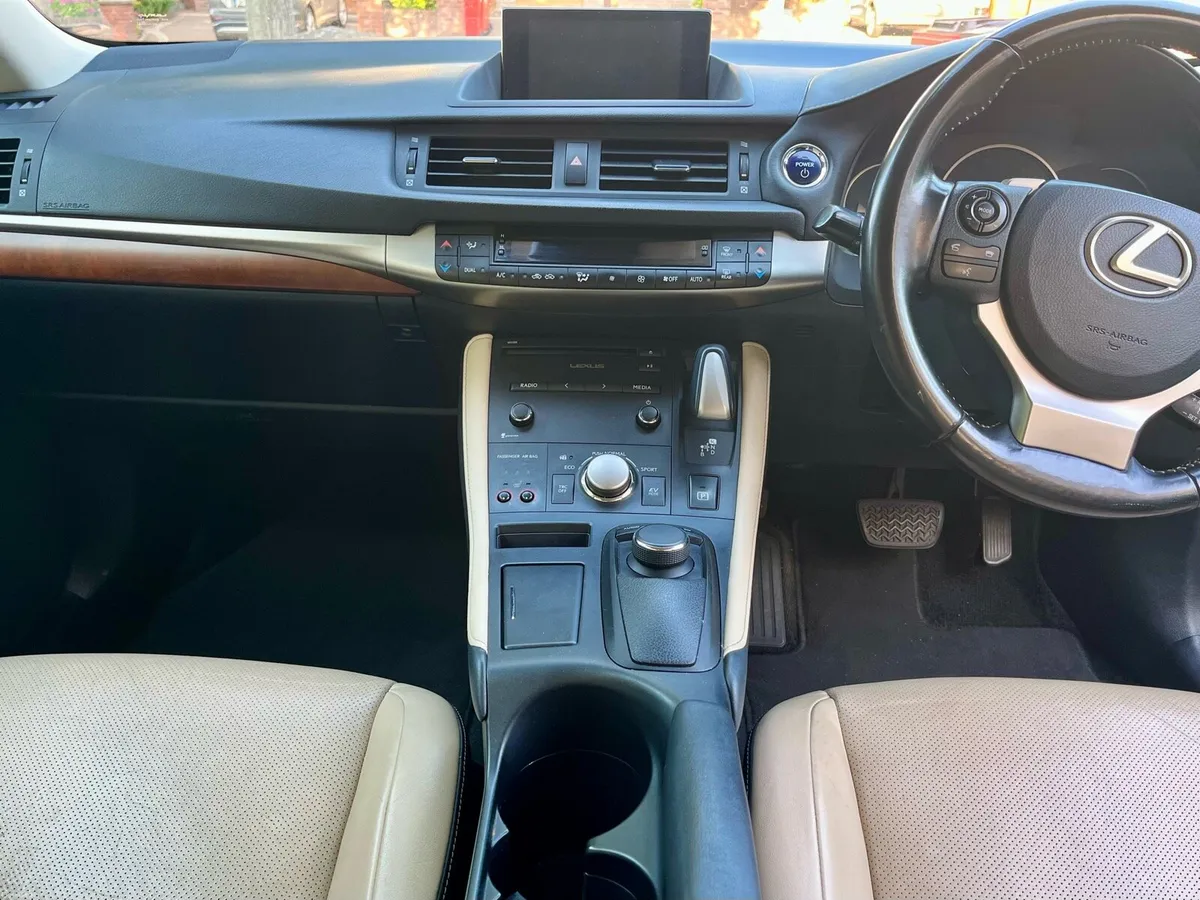 2017 Lexus CT200h Executive, 121k, NCT 07/27 - Image 5