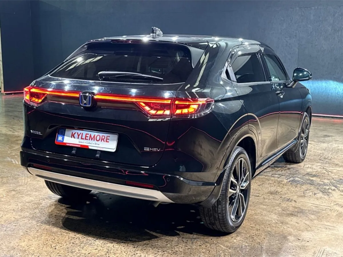 Honda Vezel 1.5 HYBRID AUTOMATIC - NEW MODEL - BLA - Image 4