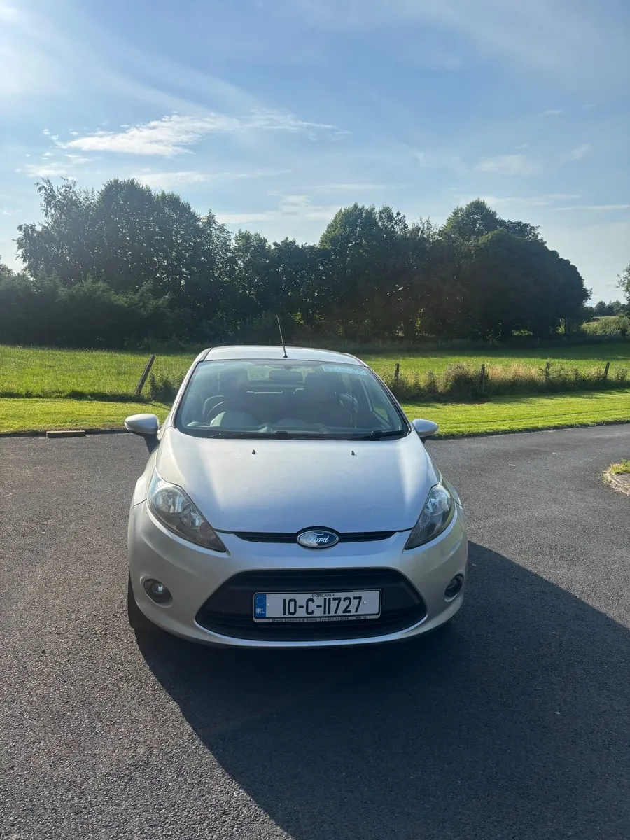 Ford Fiesta 2010 - Image 4