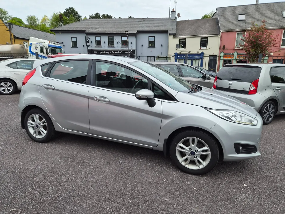 Ford Fiesta Zetec 1.25, 82PS,Great History, New TB - Image 3