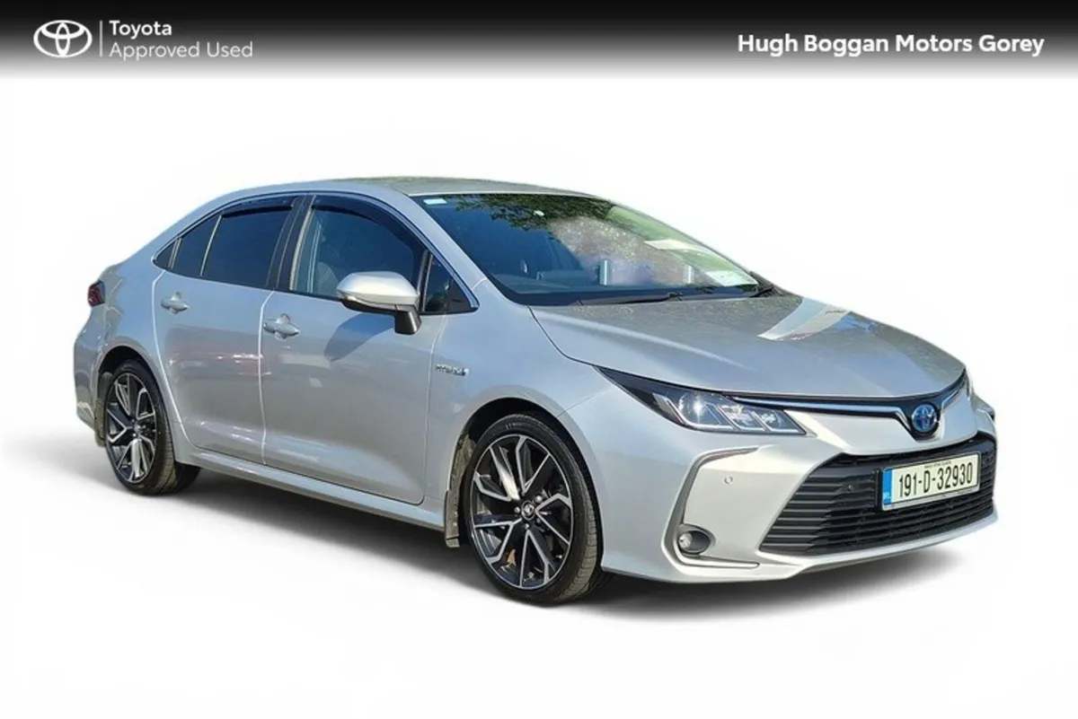 Toyota Corolla COROLLA HYBRID SOL SALOON - Image 1