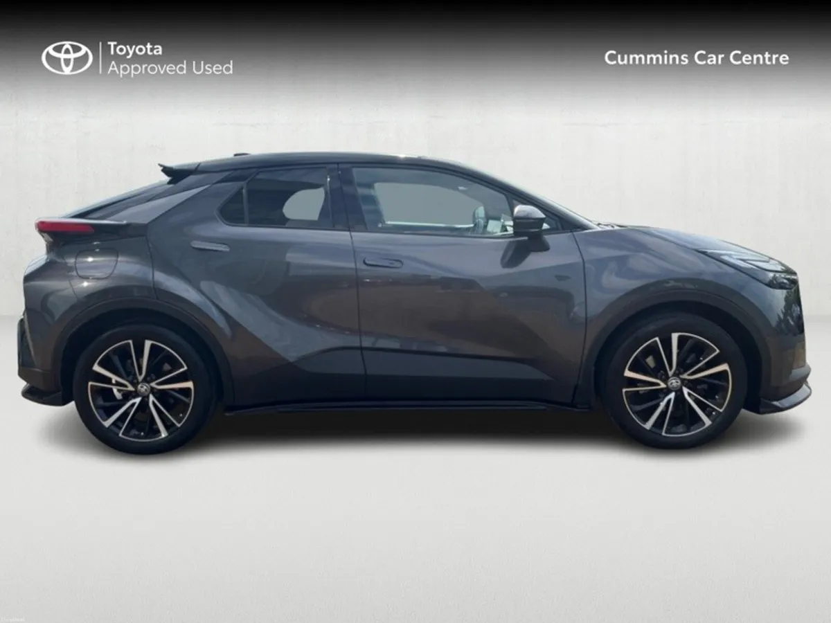 Toyota C-HR C-HR PHEV SOL HI SPEC IN EXCELLENT CON - Image 3