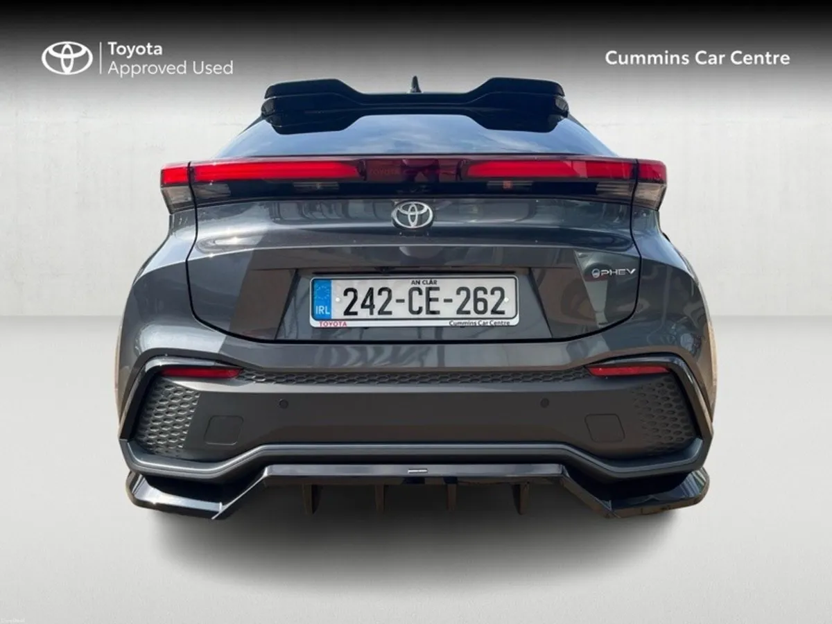 Toyota C-HR C-HR PHEV SOL HI SPEC IN EXCELLENT CON - Image 4