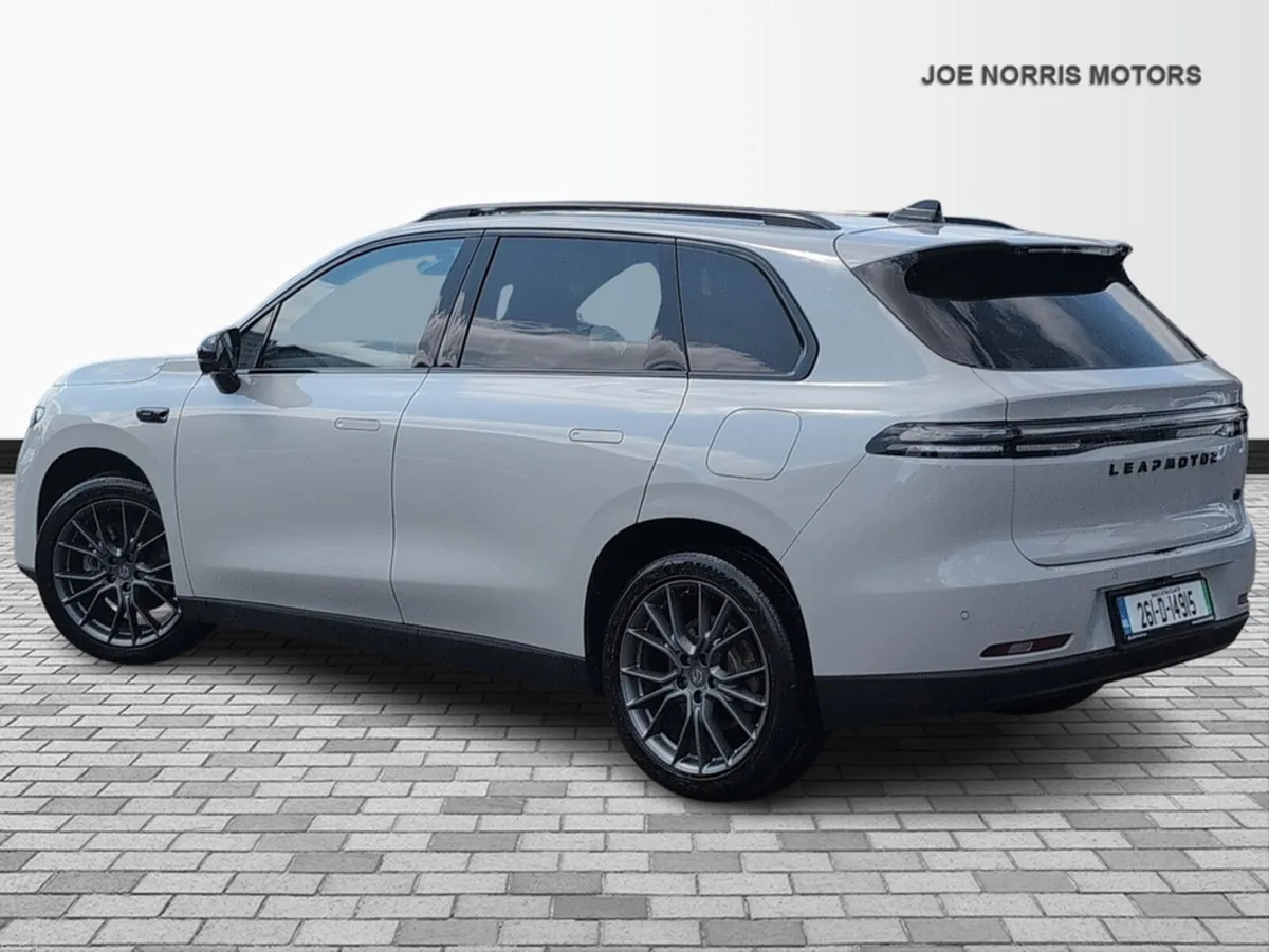 Leapmotor C10 DESIGN BEV 425KM 70KWH - Image 4