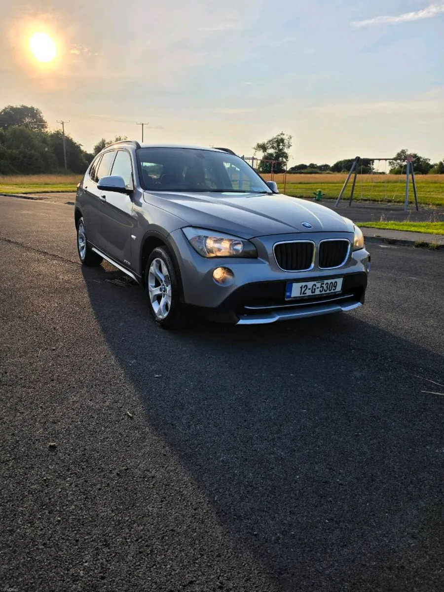 Bmw x1 318d - Image 1