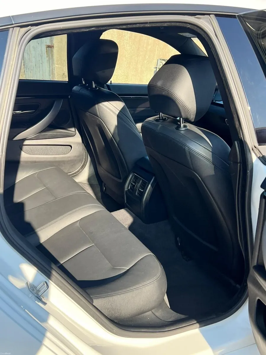 BMW 4-Series 2016 - Image 2