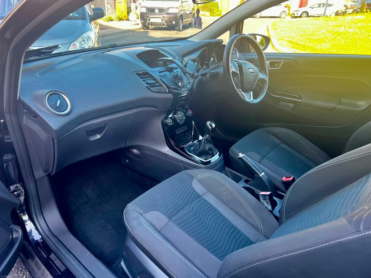 2015 Ford Fiesta 1.25 Petrol - Image 6