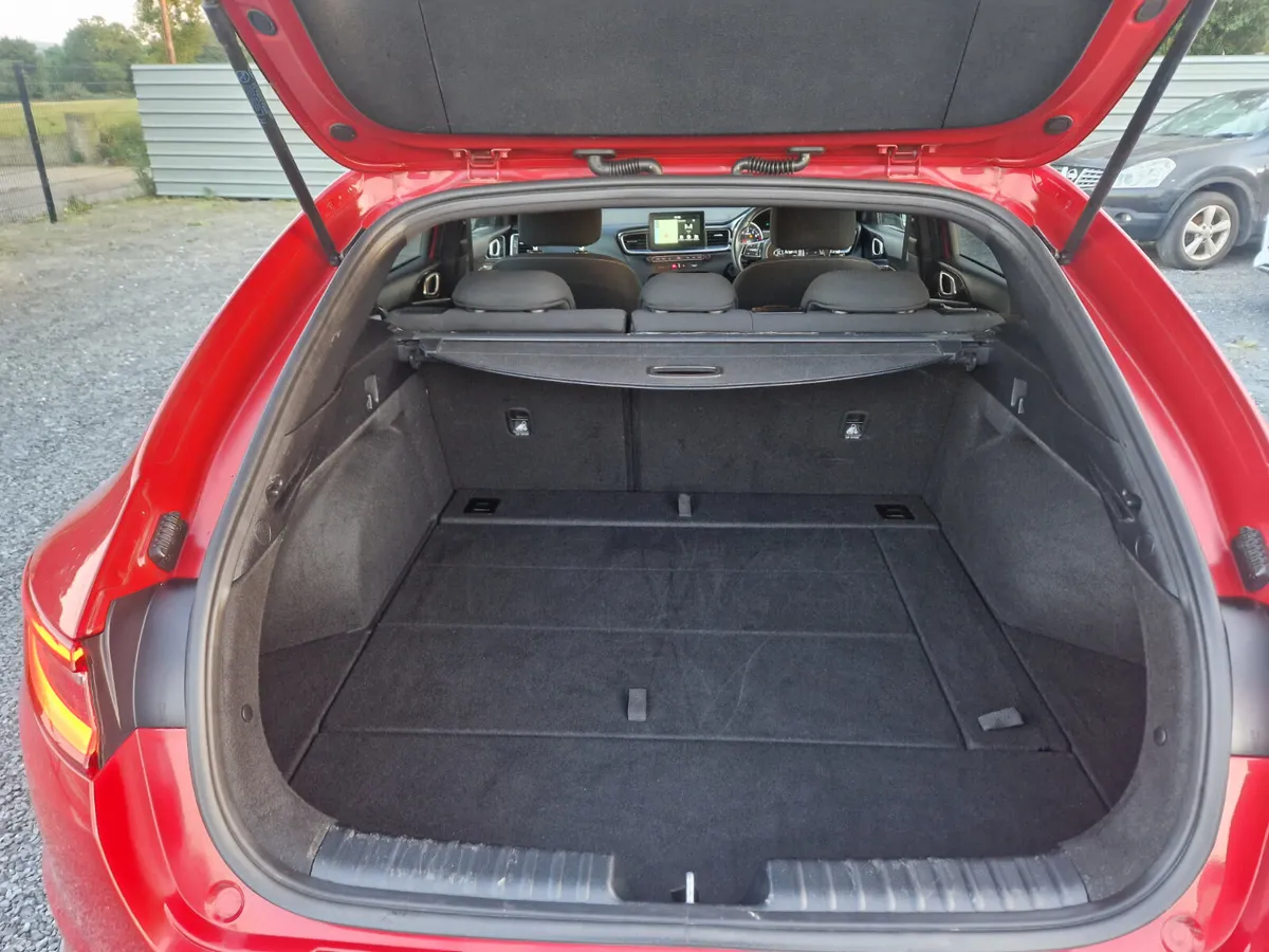 19 KIA CEED 1.4 GT LINE...LOW KMS - Image 6