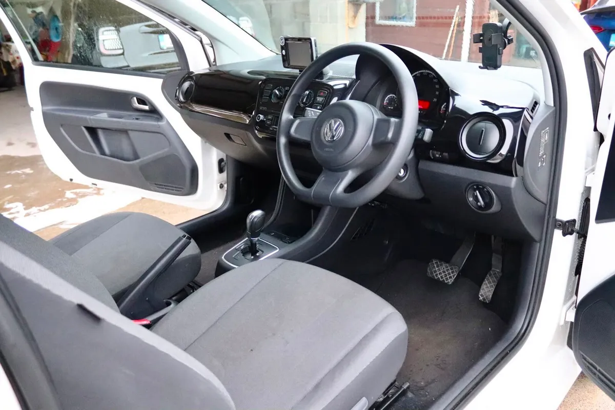 VW up! - Image 5