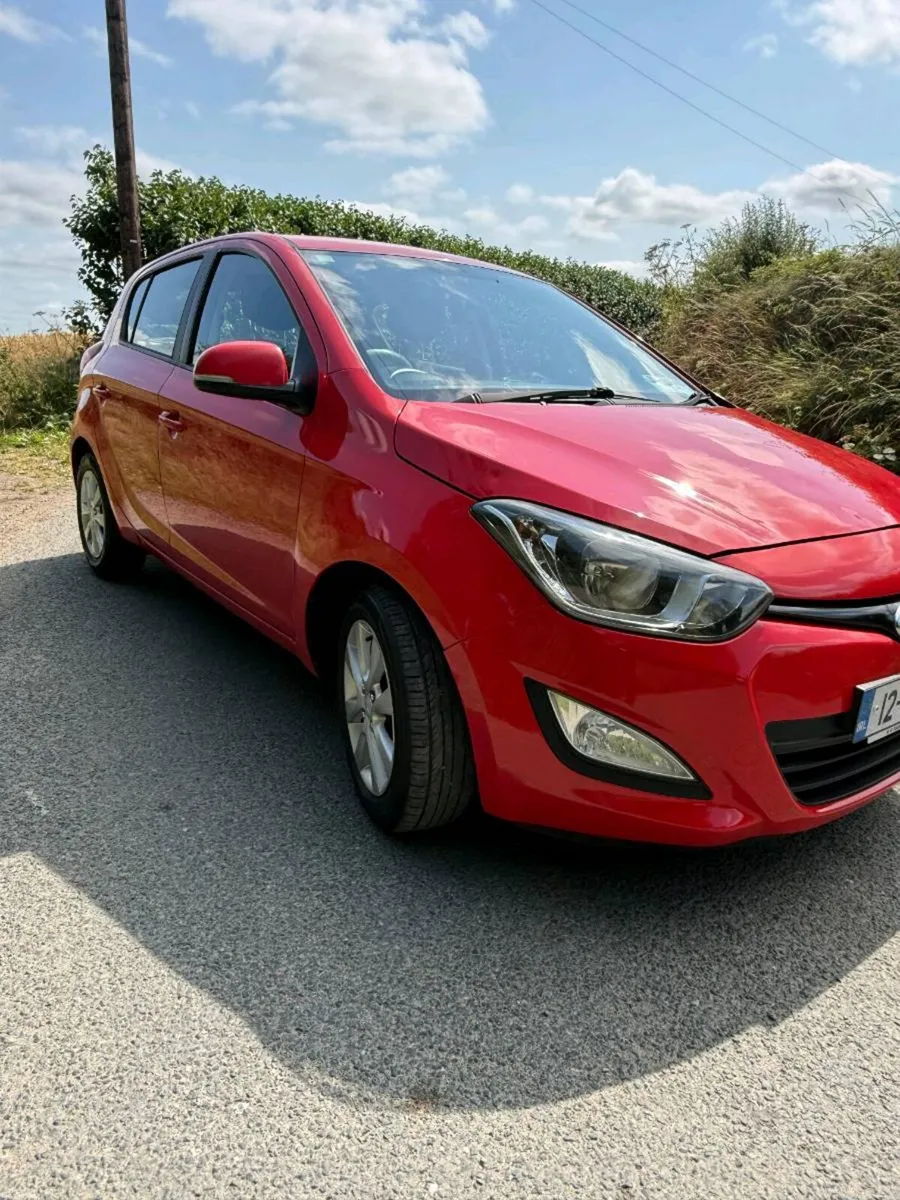 Hyundai i20 - Image 2