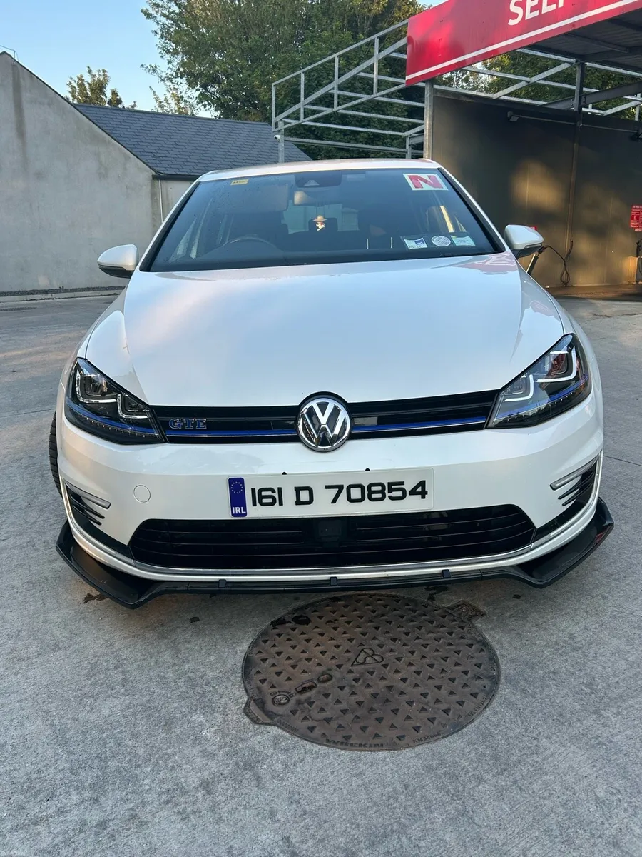 Golf GTE - LOW KMS - Image 2