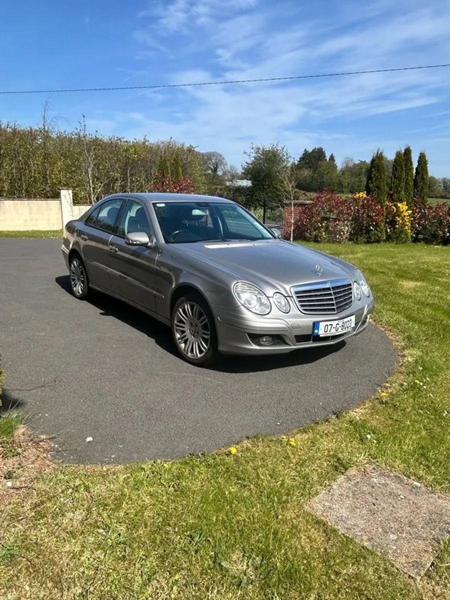 2007 Mercedes-benz E-class - Image 1