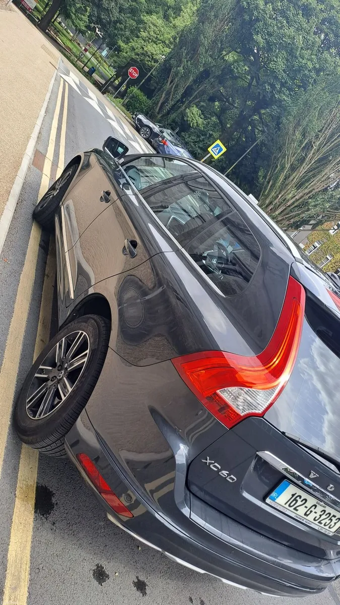 Volvo XC60 2016 - Image 3