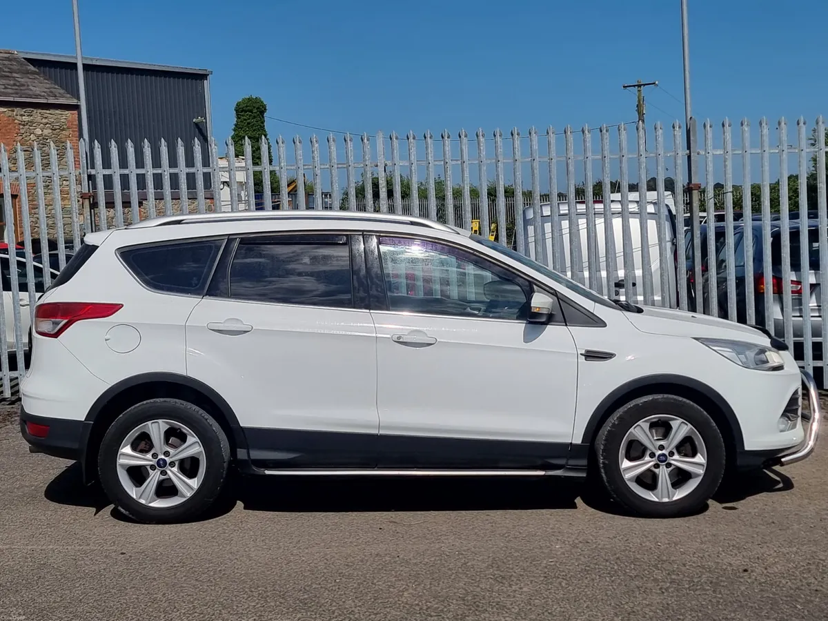 €6990 Ford Kuga 2015 crewcab low mileage €6990 - Image 3