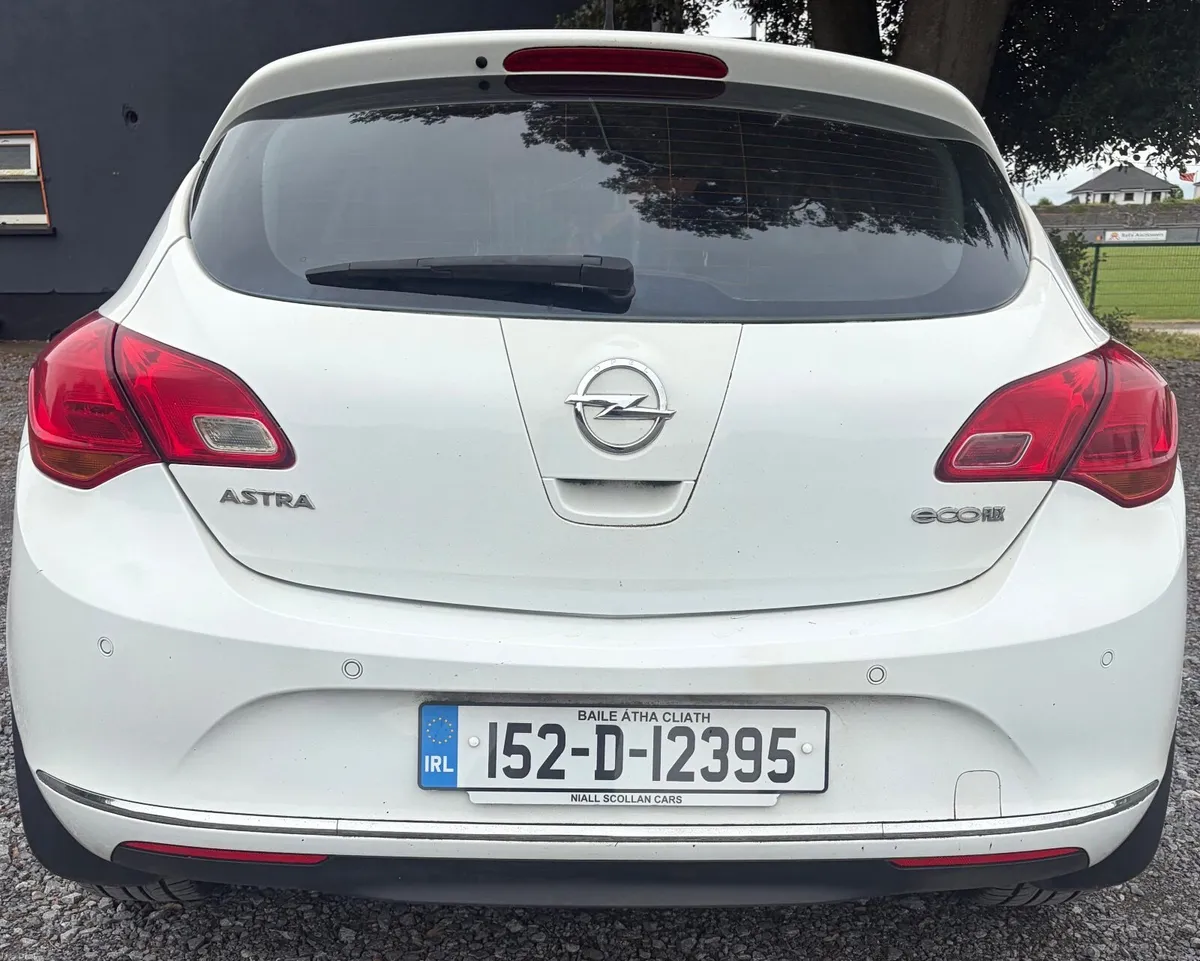 Opel Astra 2015 - Image 4