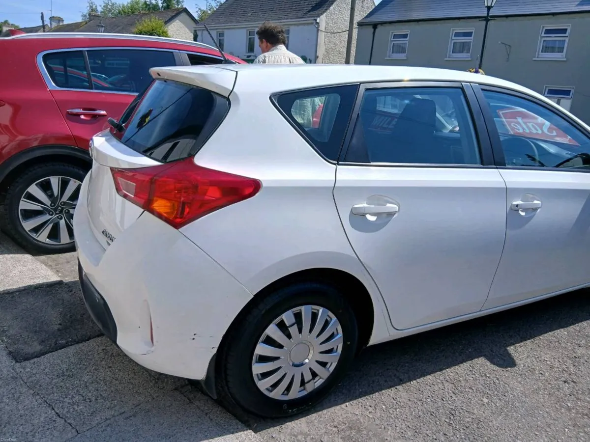 TOYOTA AURIS (131) 1.4 DIESEL D4D NCT 31/05//27 - Image 4