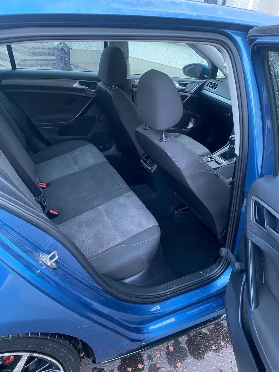 Volkswagen Golf 2015 - Image 5