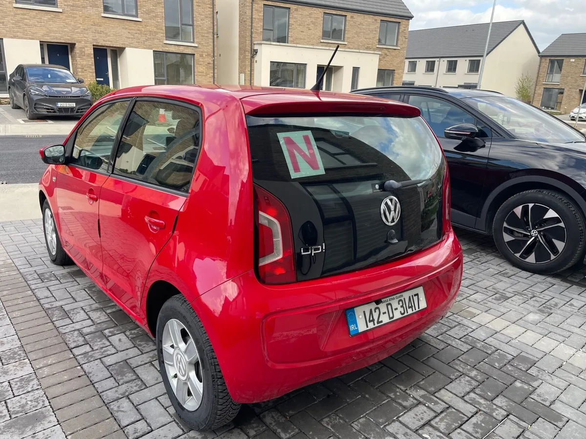 Volkswagen UP - Image 4
