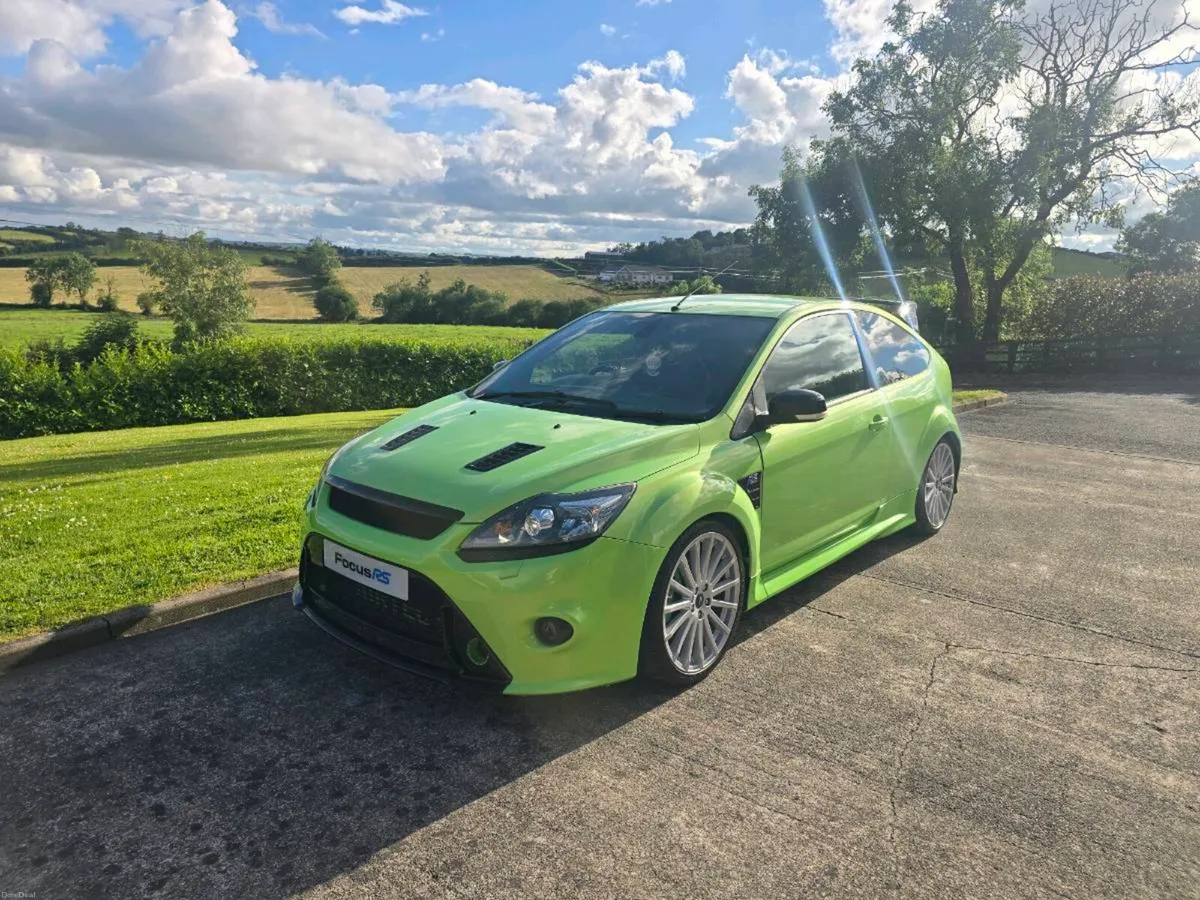 Ford Focus RS Chaser Twincam Cosworth M3 M5 Evo - Image 1