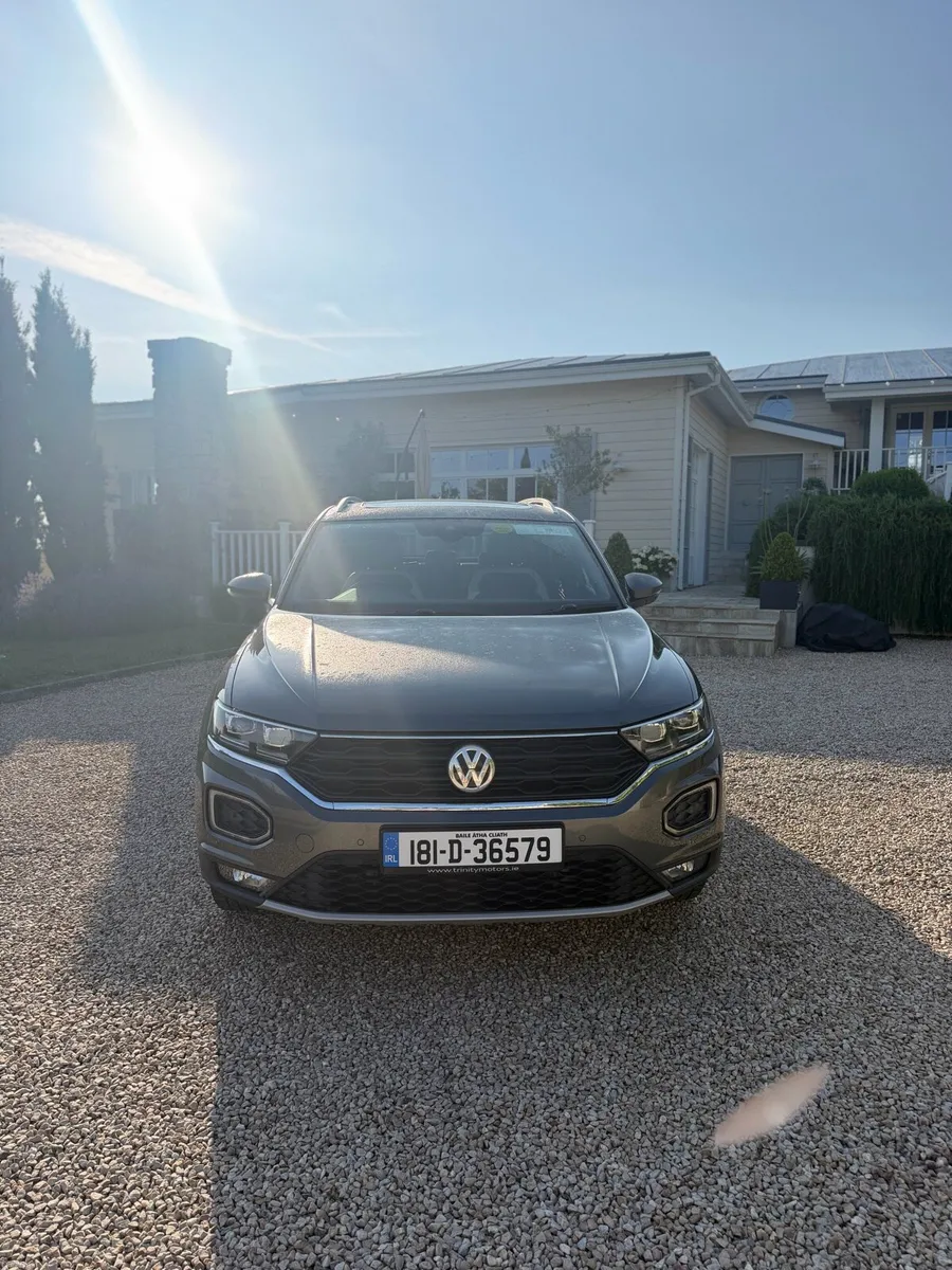 Volkswagen T-Roc Sport 1.5 TSI DSG Automatic - Image 2