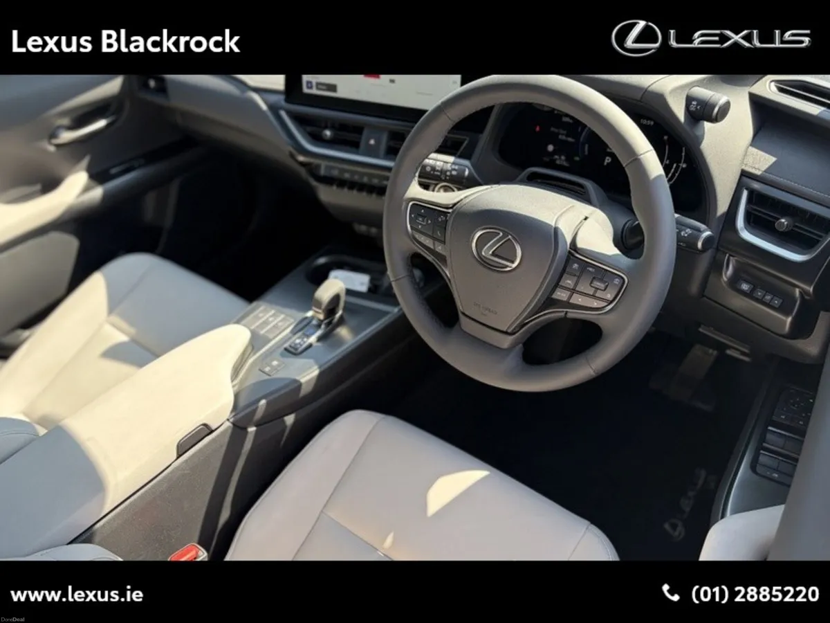 Lexus UX 300h Hybrid F Sport Design - Image 2