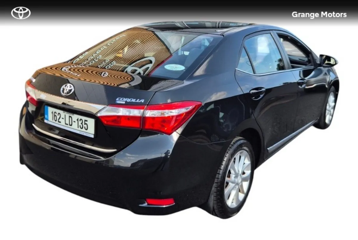Toyota Corolla 1.4 D-4D LUNA 4DR SALOON - Image 3
