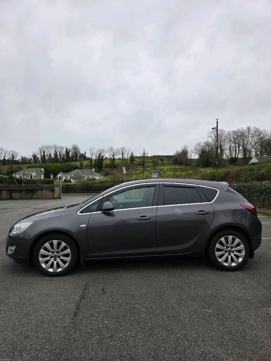 2010 Opel Astra 1.7 CDTI – 220,000 km - Image 4