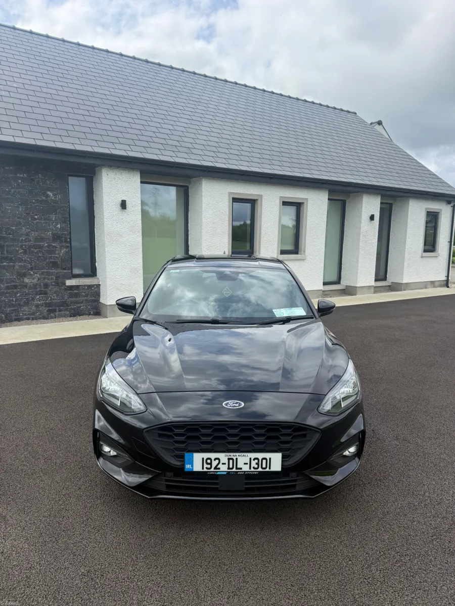 192 Ford Focus ST Line X - Image 3