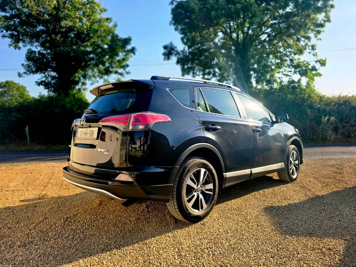 Toyota Rav 4 - Full Main Dealer Service History - Image 3