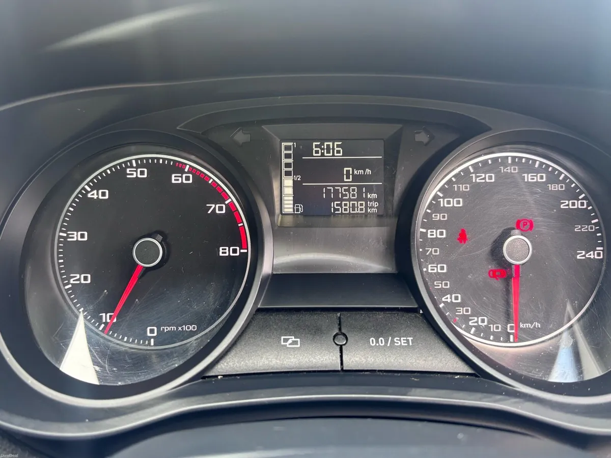 2014 Seat Ibiza sport, 1.2 petrol. - Image 4