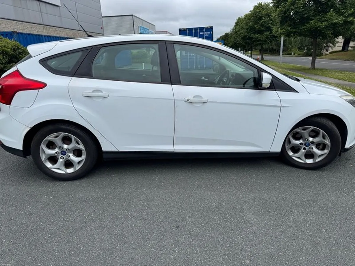 2011 Ford Focus - Image 3