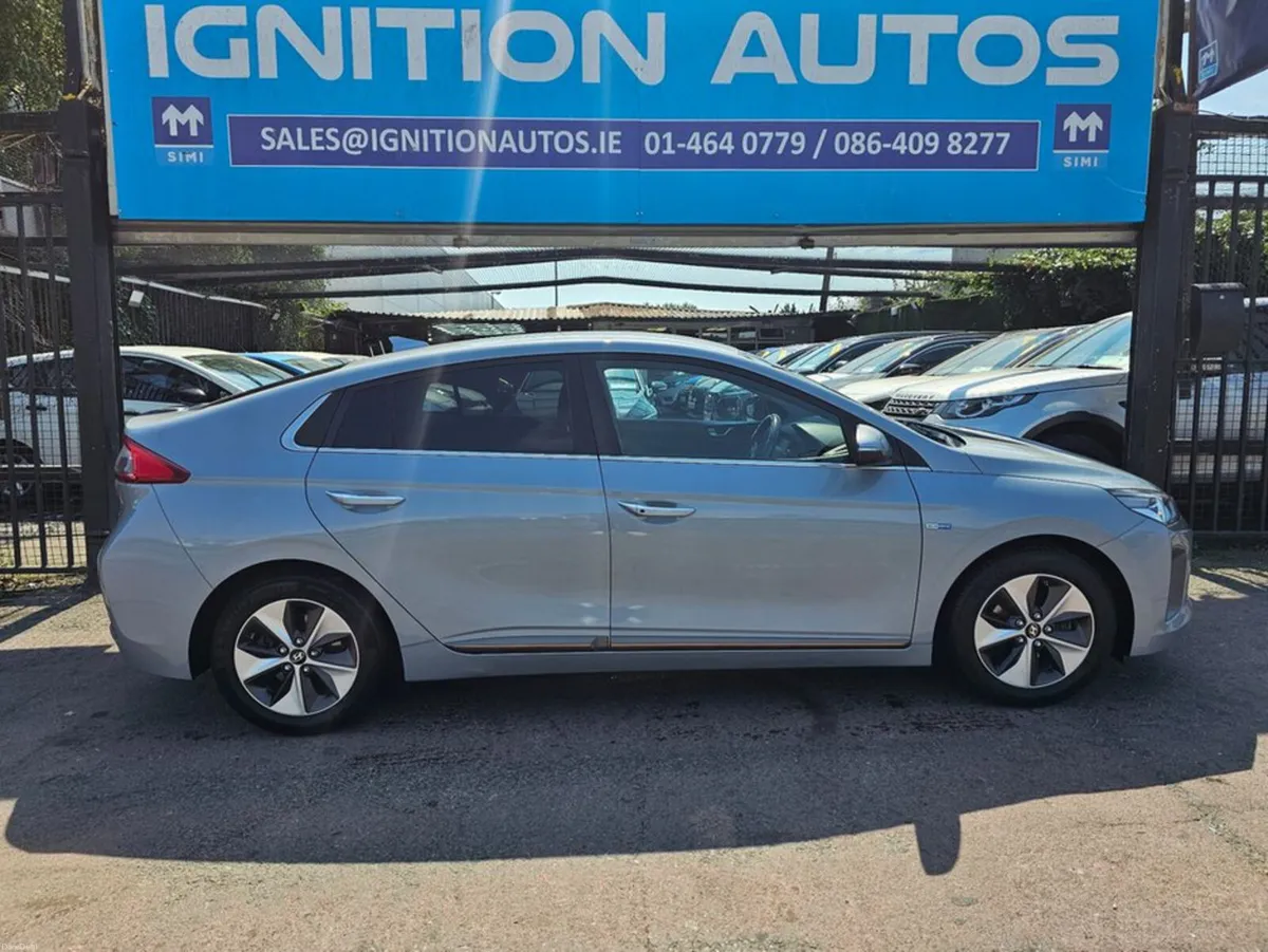 Hyundai IONIQ EV, SERVICE HISTORY, 2 KEYS, LOW MIL - Image 2
