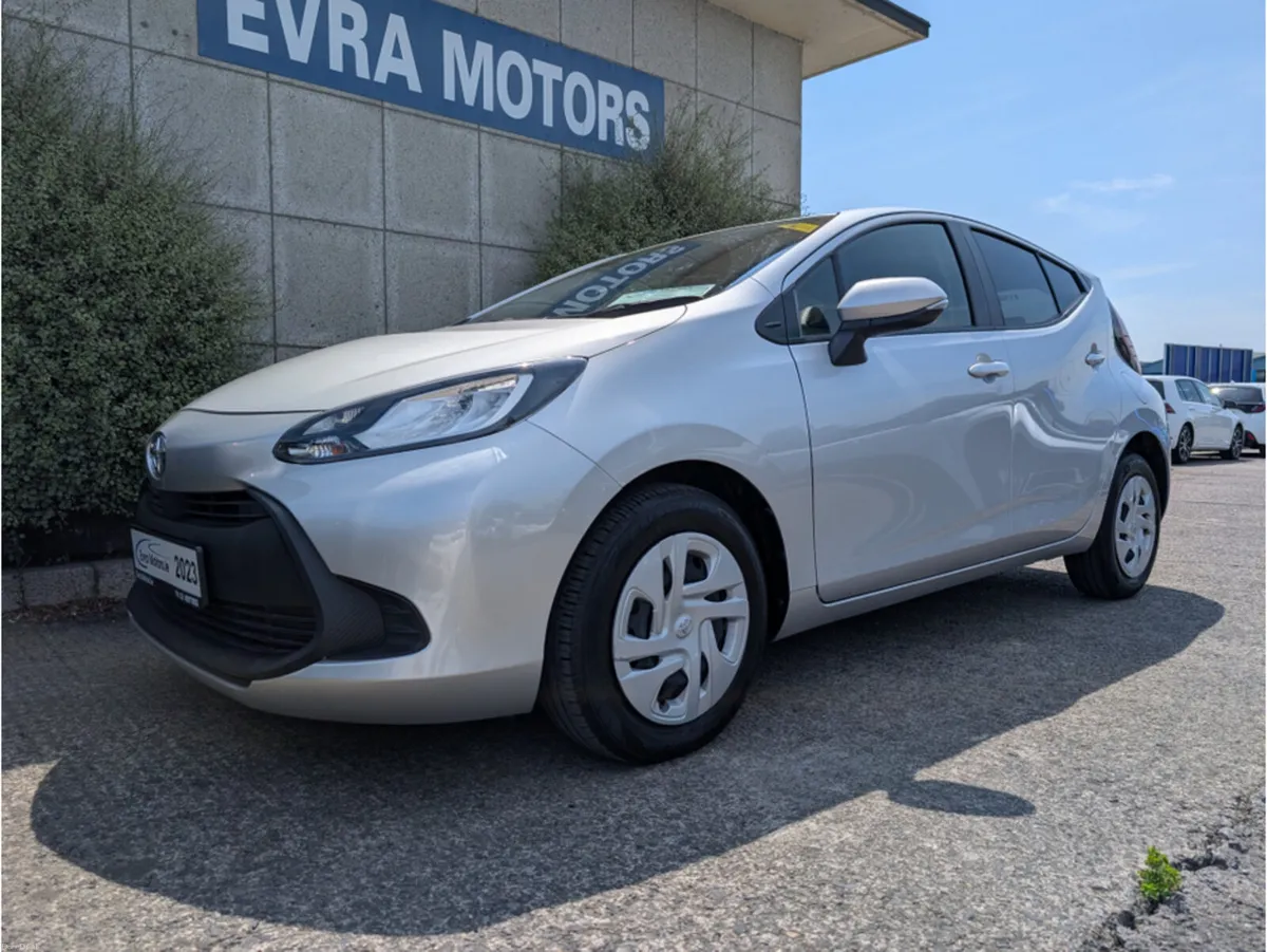 Toyota Aqua X AUTOMATIC HYBRID 1.5 PETROL //REVERS - Image 5