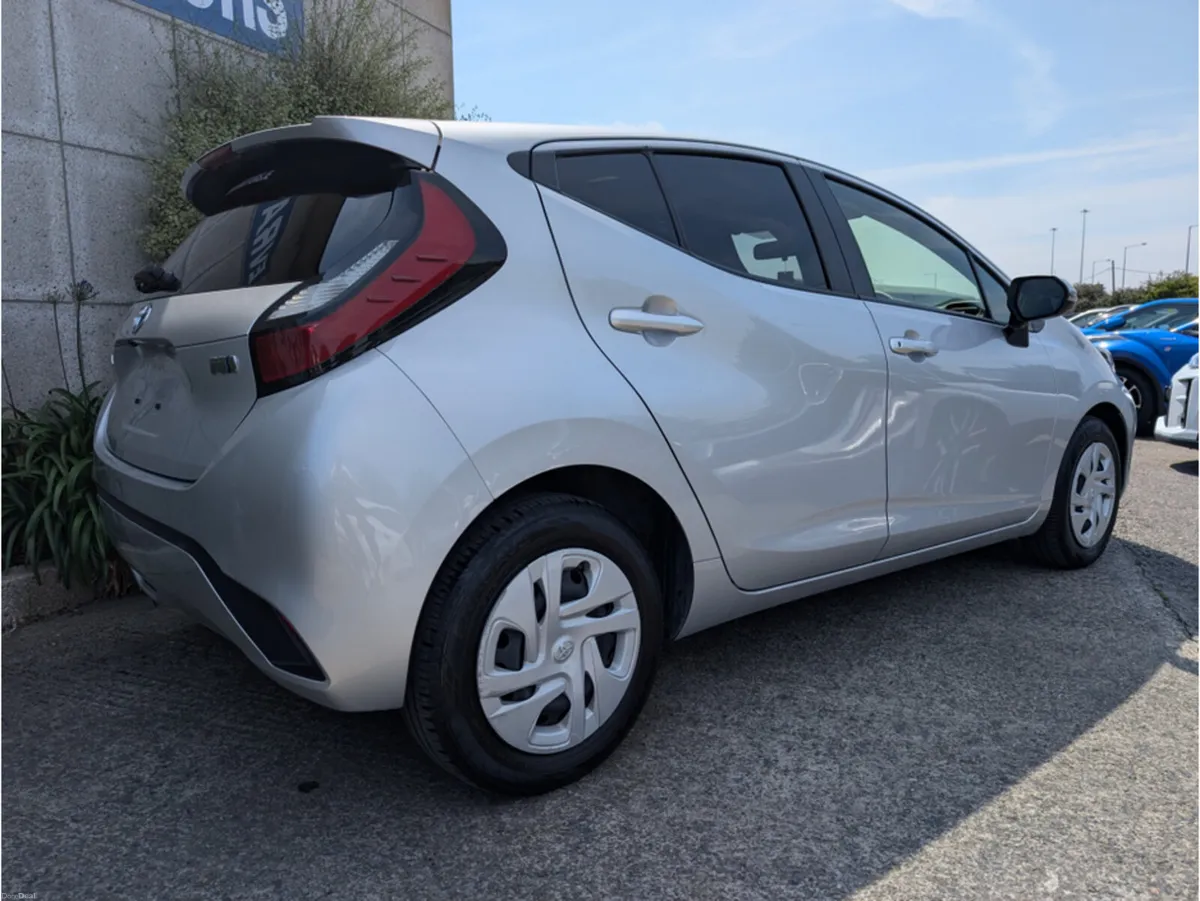 Toyota Aqua X AUTOMATIC HYBRID 1.5 PETROL //REVERS - Image 6