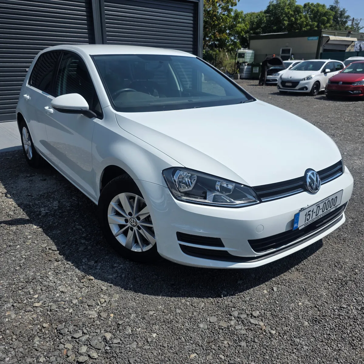 Volkswagen Golf Automatic 2015 Low Miles - Image 2